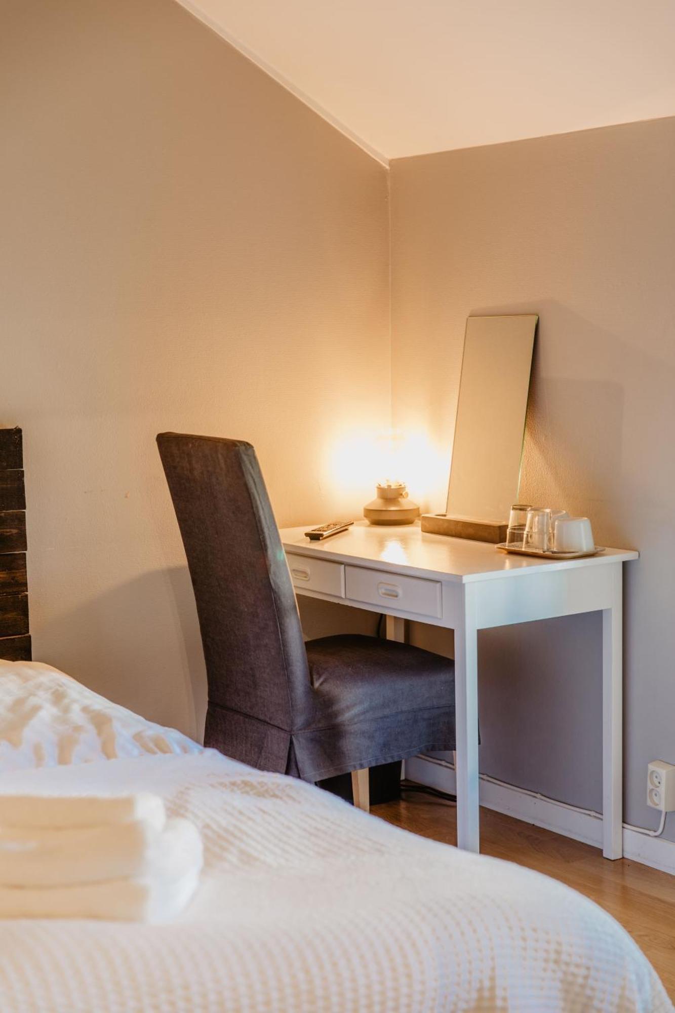 Slottsparken Motel 후스크바마 외부 사진